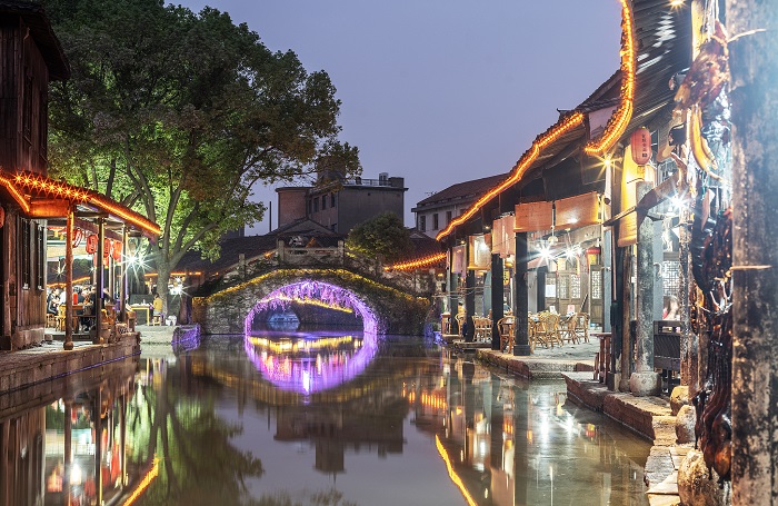 温泉酒店设计中的生态建筑概念